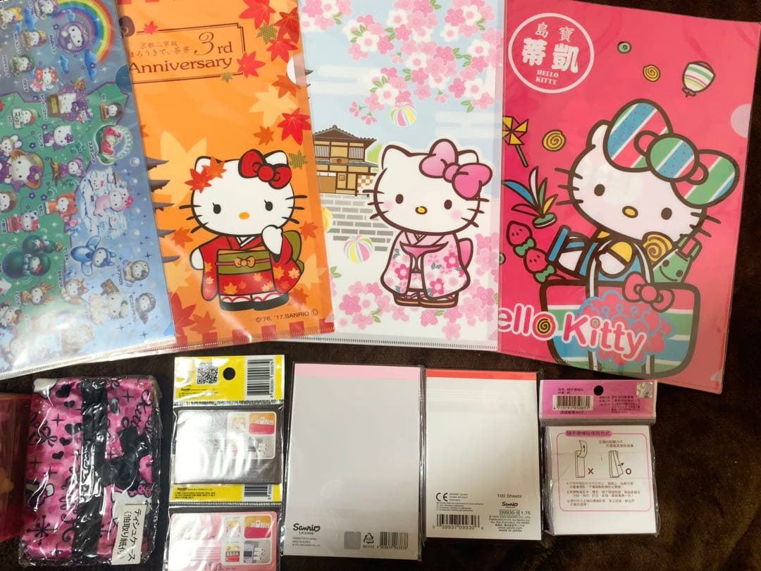 日*4様 サンリオ　HELLO KITTY ハローキティ キャラクターグッズ　ま