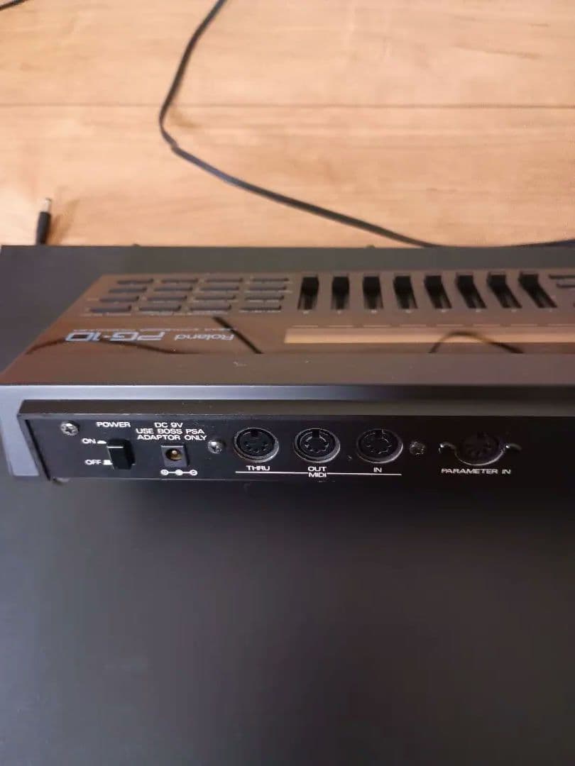 Roland D-110/PG-10 シンセサイザー