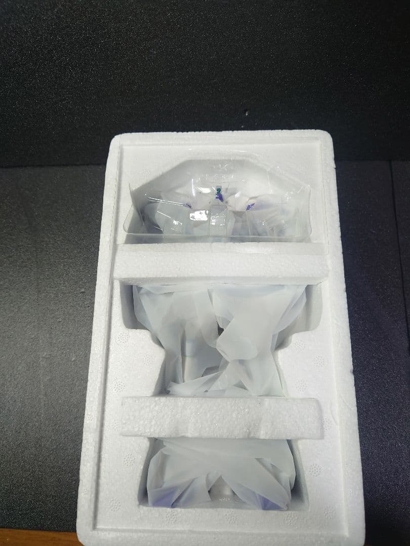 LBUILD　RX-93-v2　Hi-vガンダム