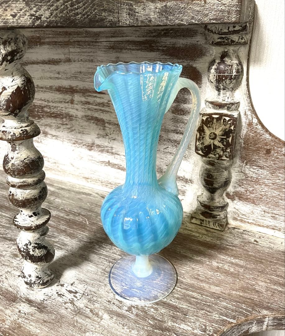 フランスアンティーク オパールセントガラス オパリン 花瓶 フラワーベース 花器