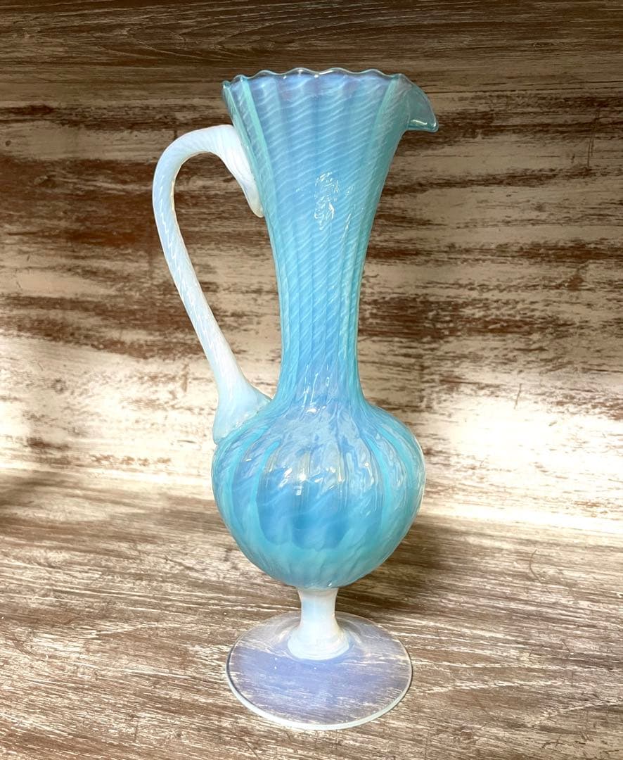 フランスアンティーク オパールセントガラス オパリン 花瓶 フラワーベース 花器