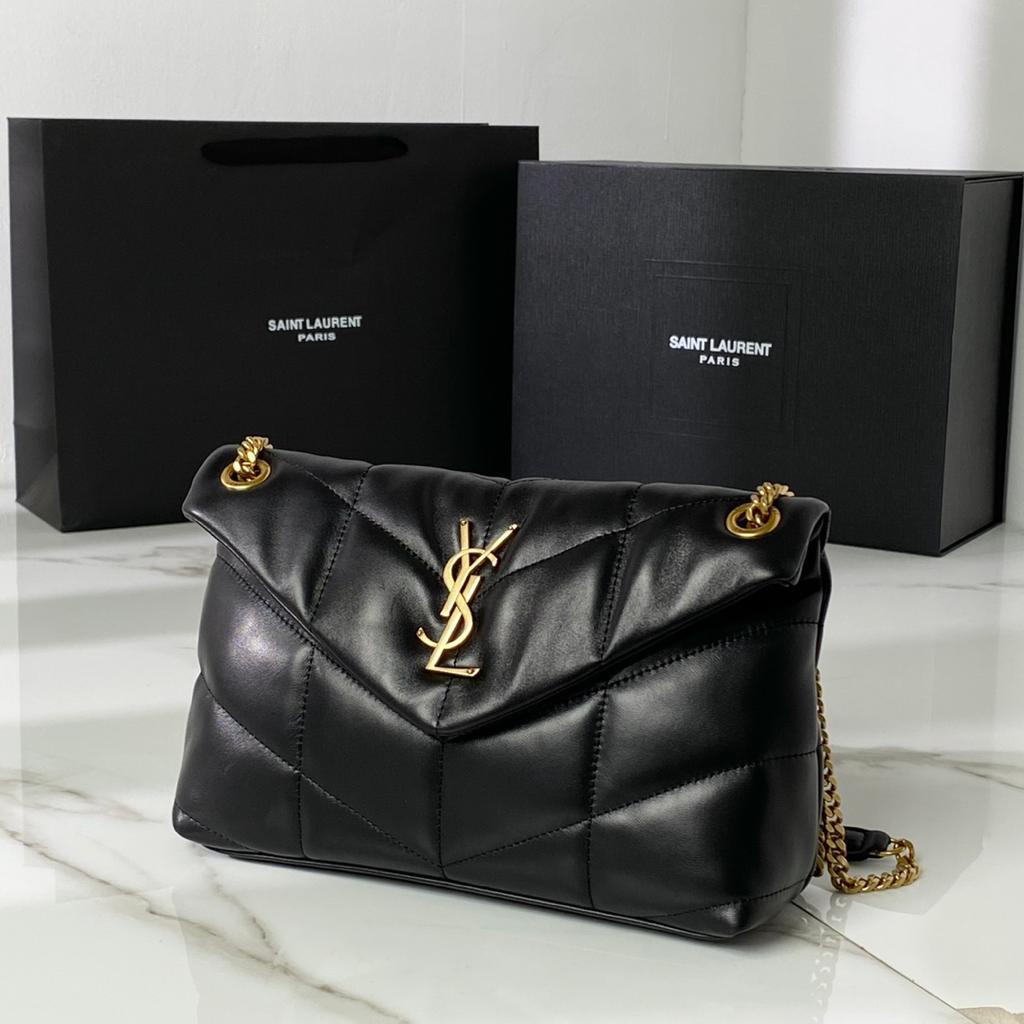 大人気！YSLショルダーバッグ ブラック