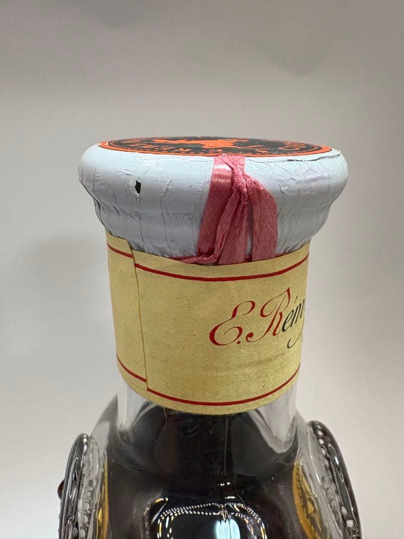 古酒　未開封　コニャック　ルイ13世　八角　箱　バカラ　栓　冊子　30年以上保管