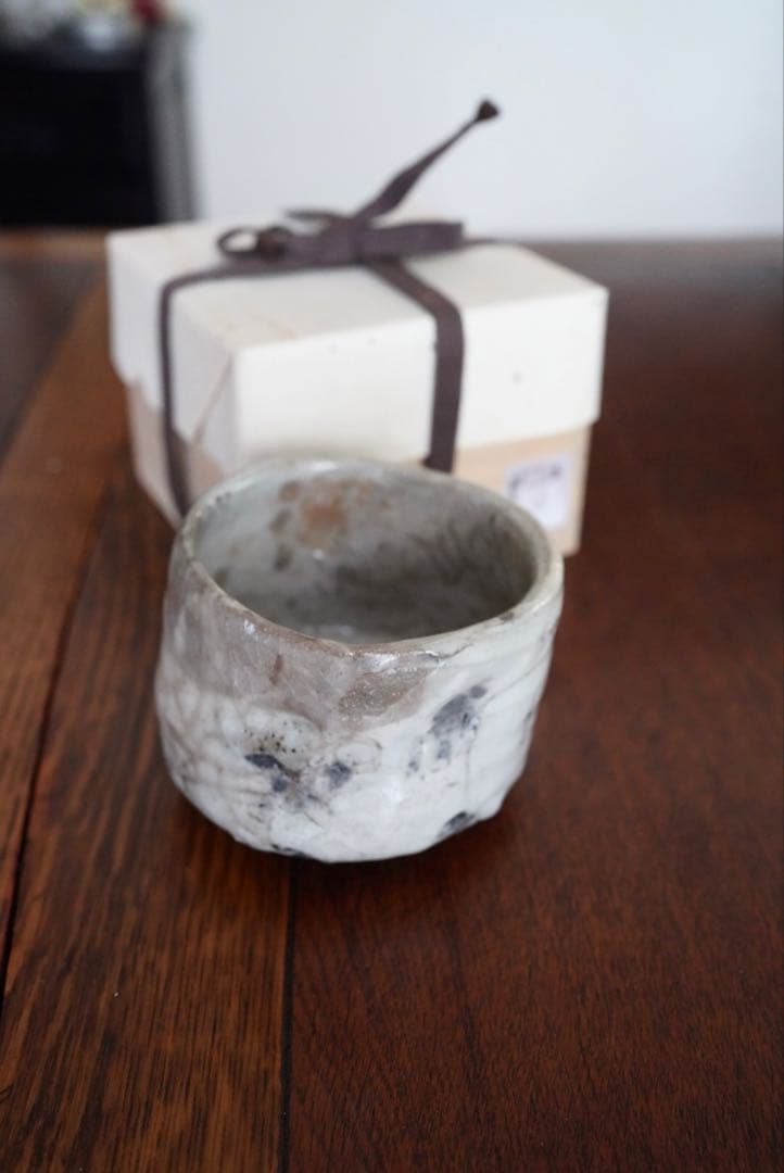 鯉江良二 白楽茶碗 作品集掲載作品