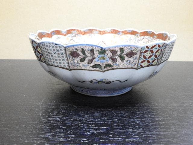 伊万里　色絵　輪花鉢　MA278