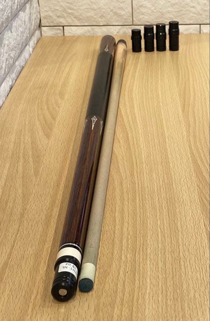 メ*ガ様 【7357他】ビリヤード　Mezz Cues 5TNT-NL LNモデ