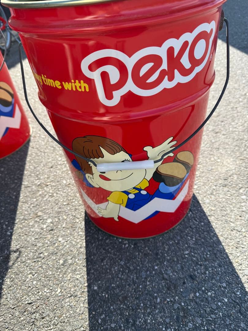 不二家ペコちゃんスツール(スチール)缶 2個まとめ売り