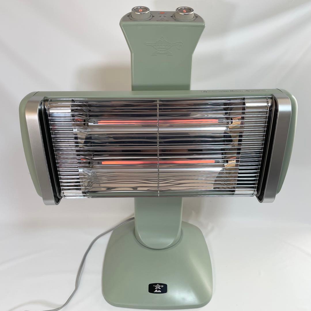 【美品】ALADDIN アラジン 遠赤グラファイトヒーター 超速暖　2018年製