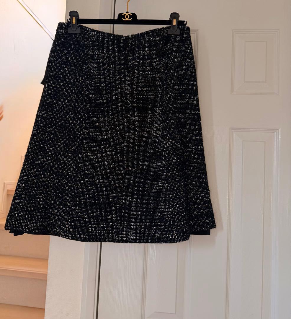 CHANEL シャネル　ツイードスカート　黒　白　ブラック　ホワイト