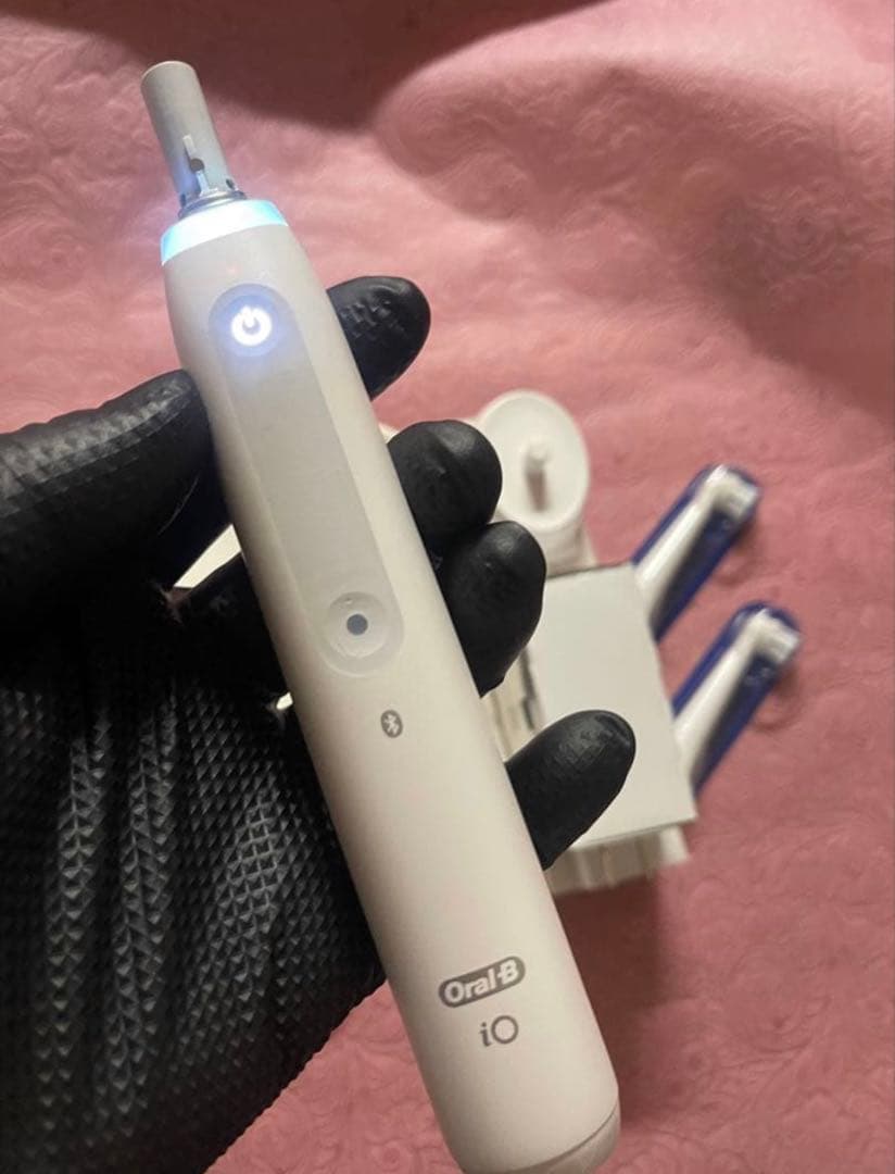 BRAUN Oral-B iO4 新品未使用品 クワイトホワイトorラベンダー