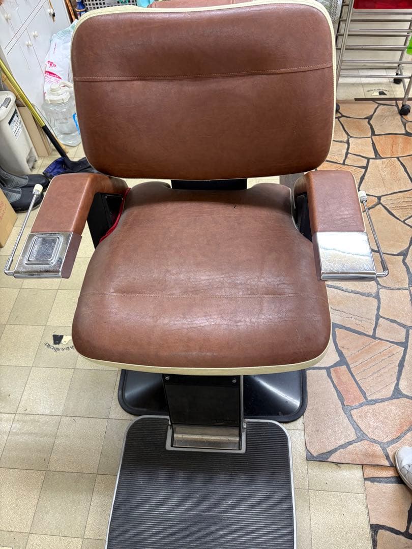 ブラウン バーバーチェア 合成皮革