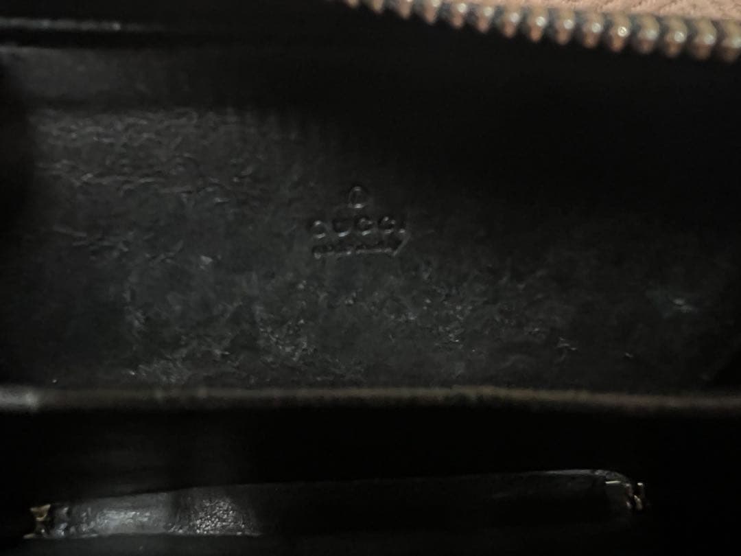 GUCCI 2484 ケース シマ ラウンドファスナー 黒 レザー