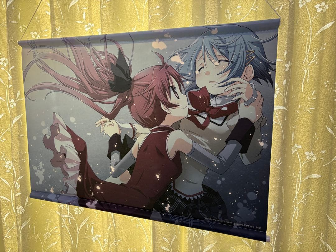 魔法少女まどか☆マギカ 蒼樹うめ展 タペストリー まどか さやか 仁美 杏子