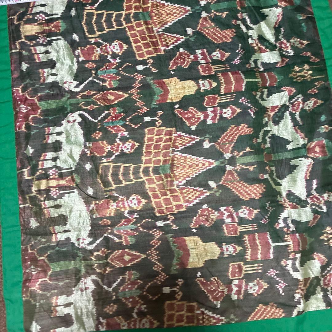インドネシア領のイカット、織物タペストリー、装飾壁掛け大型約130x98