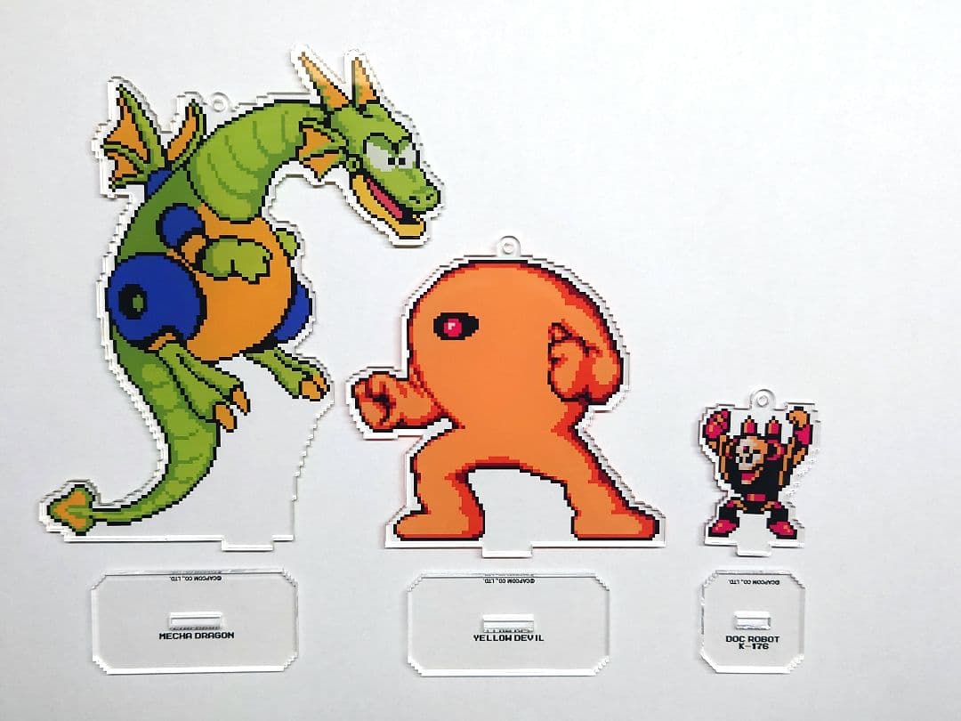 ぷ*ょ様 ロックマン　メカドラゴン、イエローデビル、ドクロボット　アクリルスタン