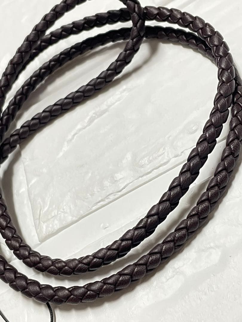 【美品】BOTTEGA VENETA ネックストラップ　匿名配送❤︎