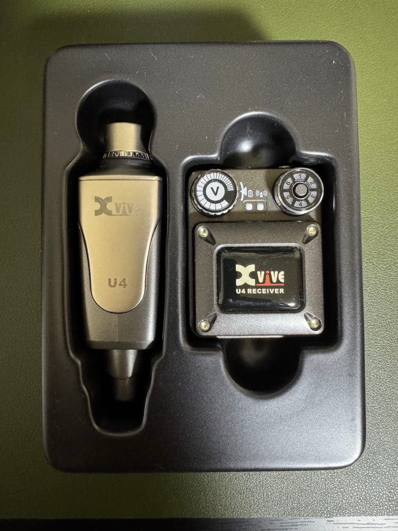 XVIVE エックスバイブ U4