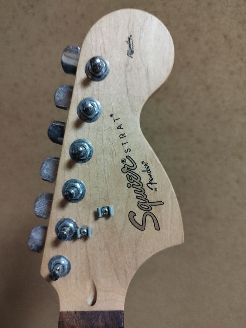 Squier affinity stratcaster エレキギター