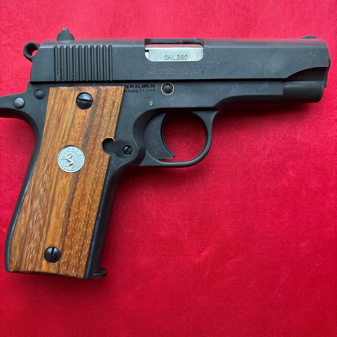 タナカ　コルト380オートHW ガバメント　木製グリップ　ガスブローバックガン
