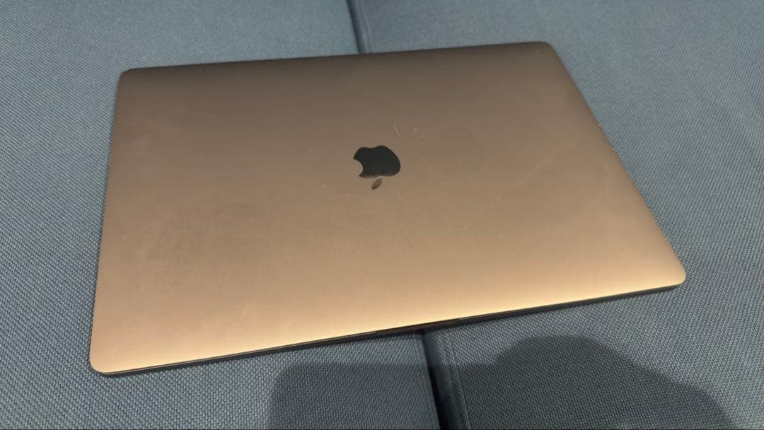 MacBook本体 A1706 15 inch 16GB/250GB MacBook Pro