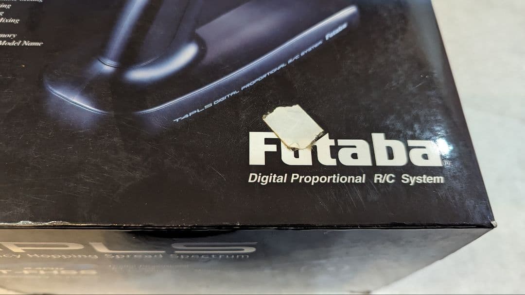 Futaba 4PLS ラジコン送信機