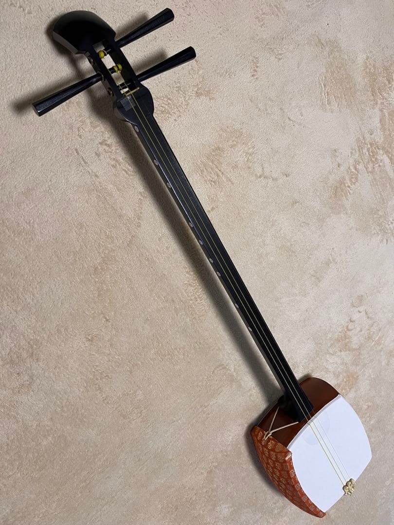 皮が割れない？地唄三味線（中棹、破れなし、体験用に）