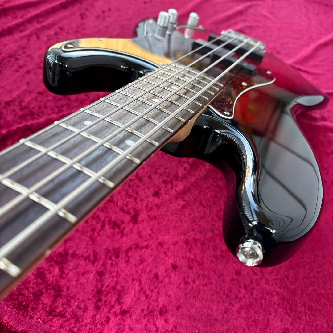 美品 メンテ済 Squier Standard PRECISION BASS