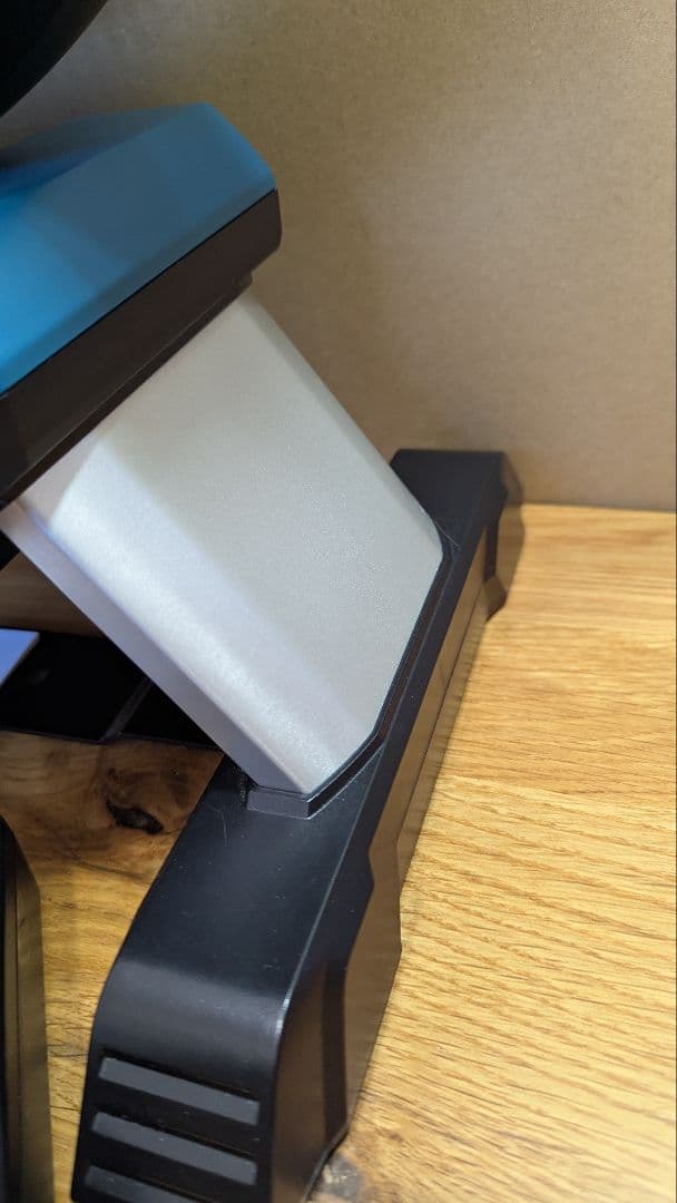 Makita マキタ 充電式産業扇 CF301D