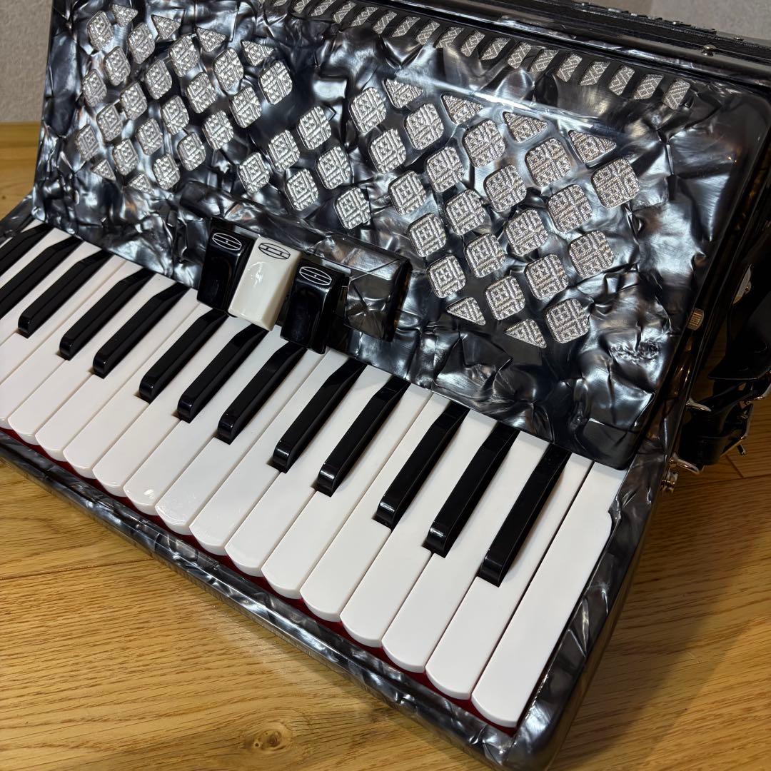 【未使用級】TOMBO トンボ Grandaile アコーディオン GT-32