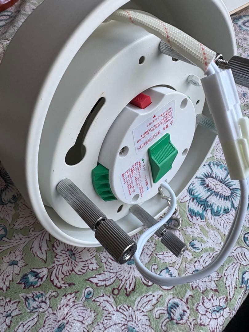 ロウヤ　LOWYA シーリングライト　4灯　リモコンなし