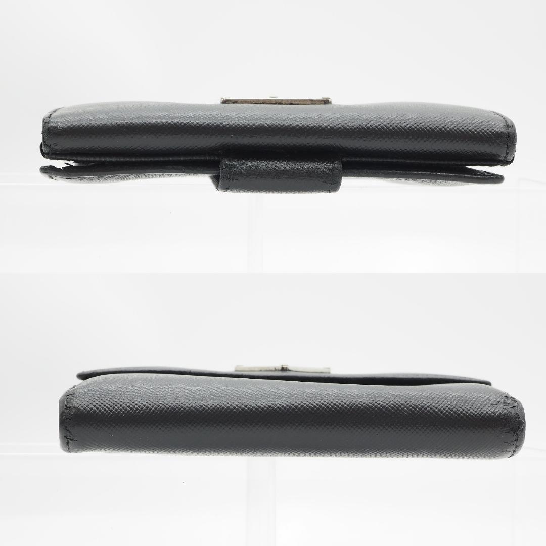 PRADA プラダ 二つ折り財布 サフィアーノ 三角ロゴ ブラック 黒