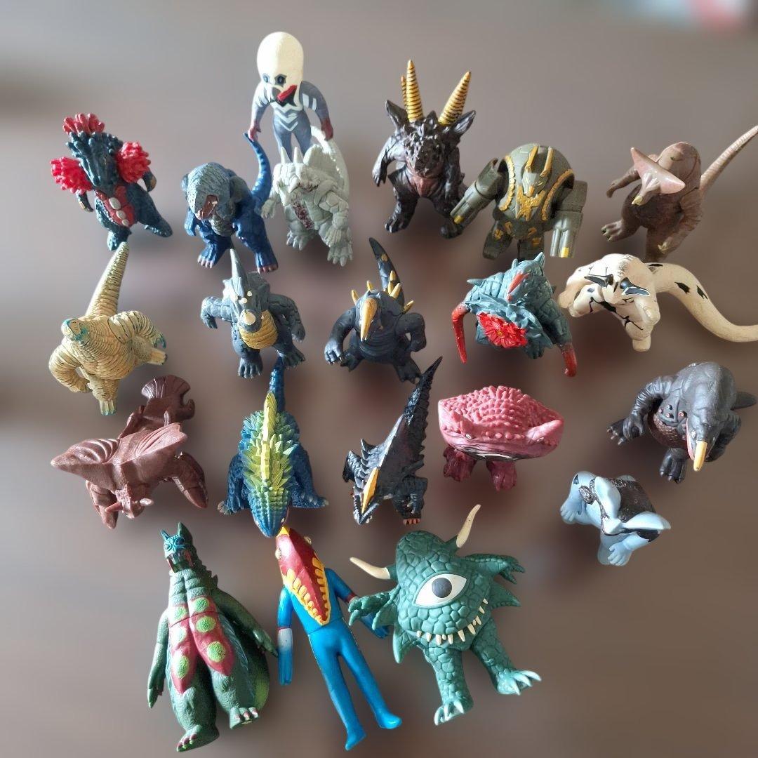 ウルトラマン 怪獣フィギュア 21体セット