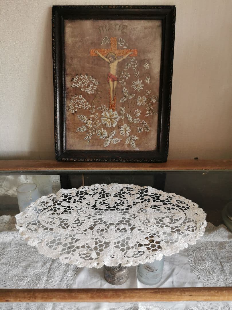 アンティークベルギー ブルージュ 草花紋様 ボビン編みリネンレースドイリー