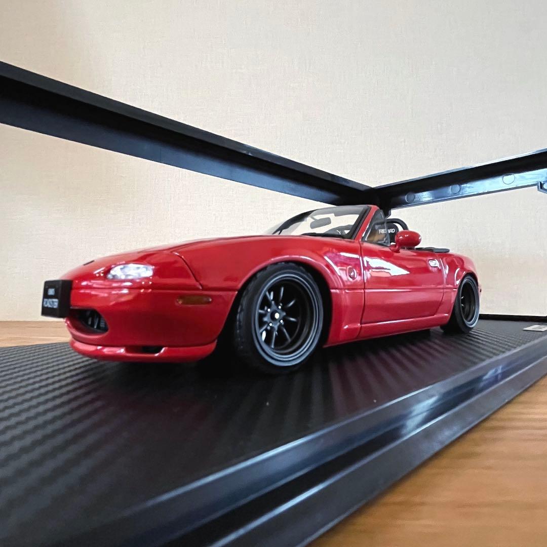 【ミニカー 美品】イグニッションモデル 1/18 マツダ ユーノス ロードスター