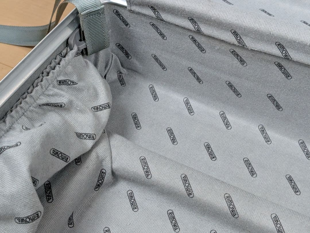 ​【希少/廃盤】RIMOWA リモワ オーパル 32L 2輪 947.52