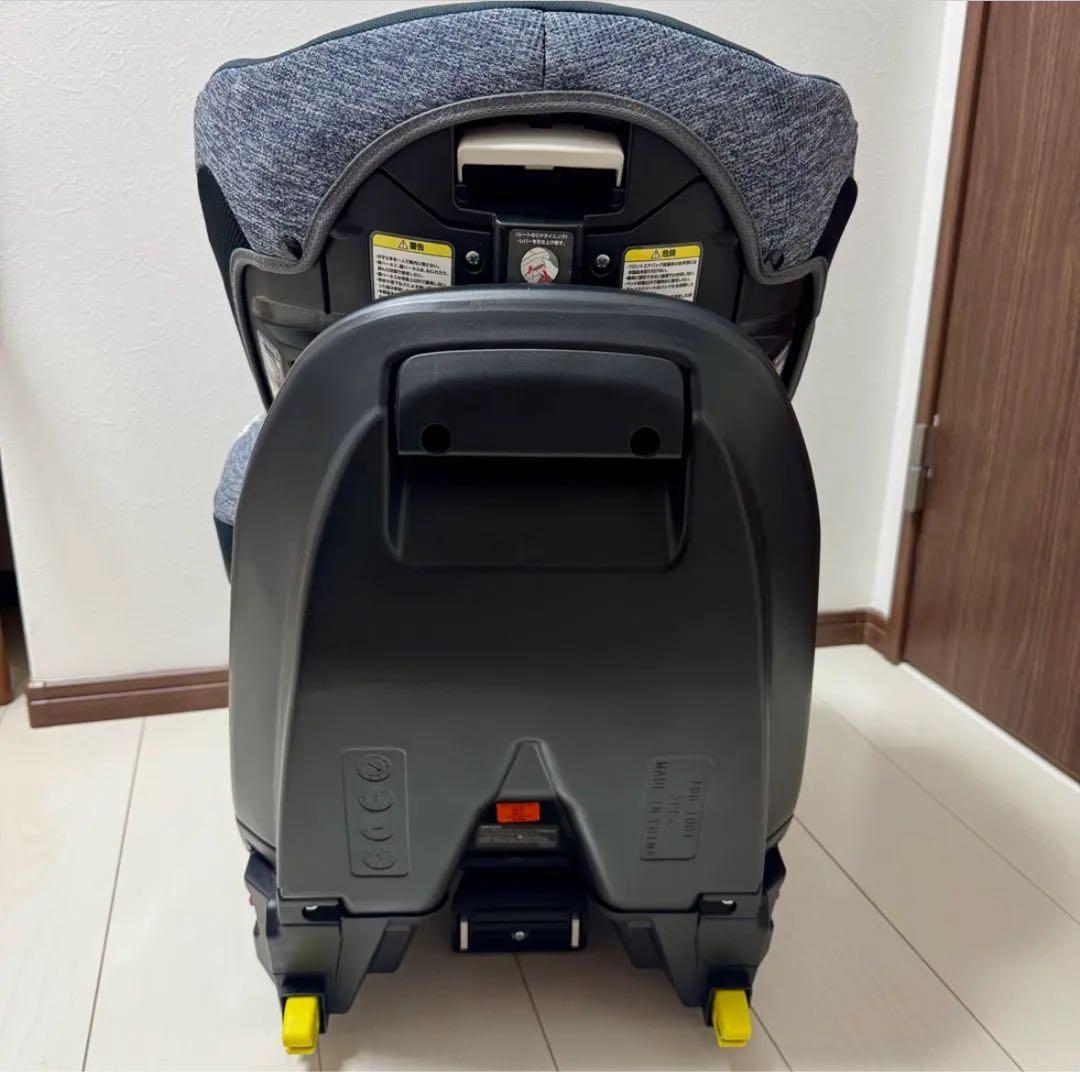 チャイルドシート　アップリカ フラディアグロウISOFIX 360°