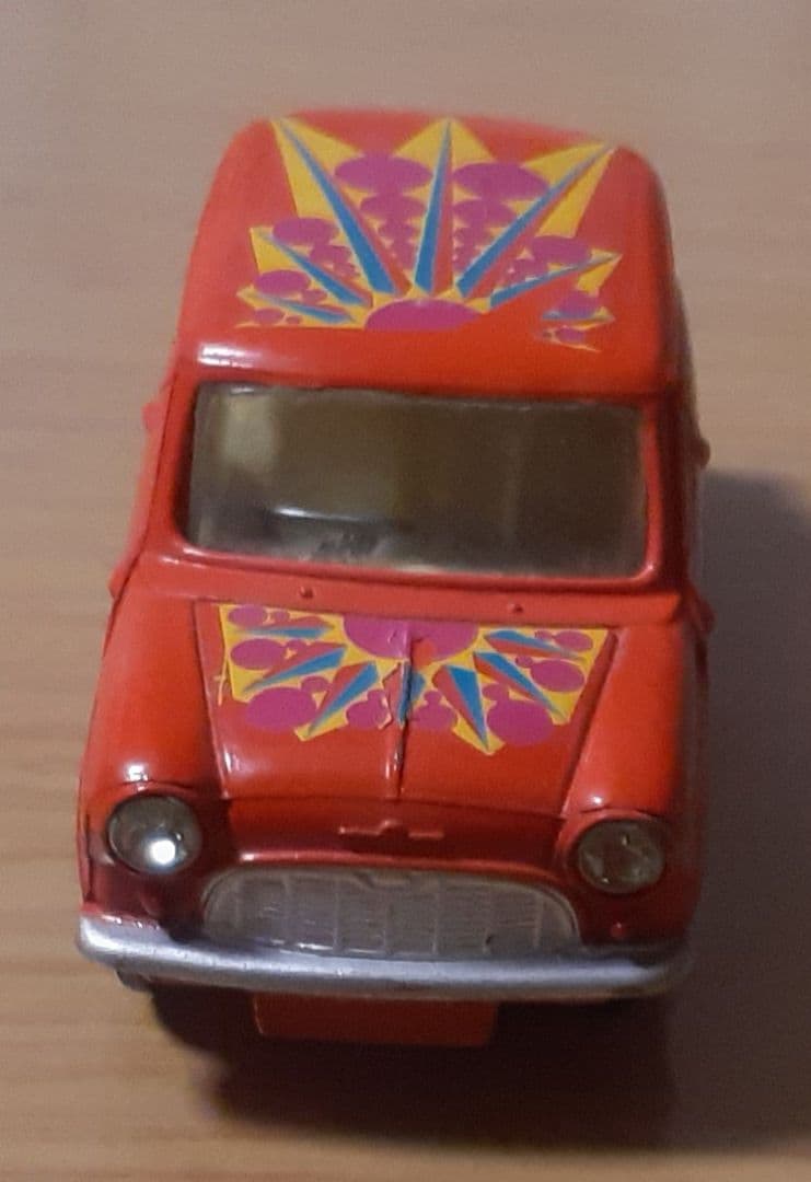 ポップアートミニミニカー