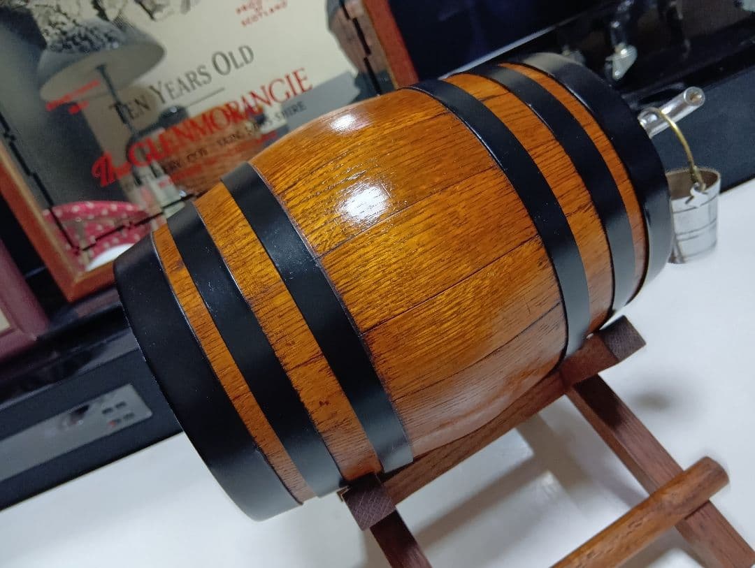 1970's　非売品　サントリー　山﨑蒸留所　初号樽型　店頭備品