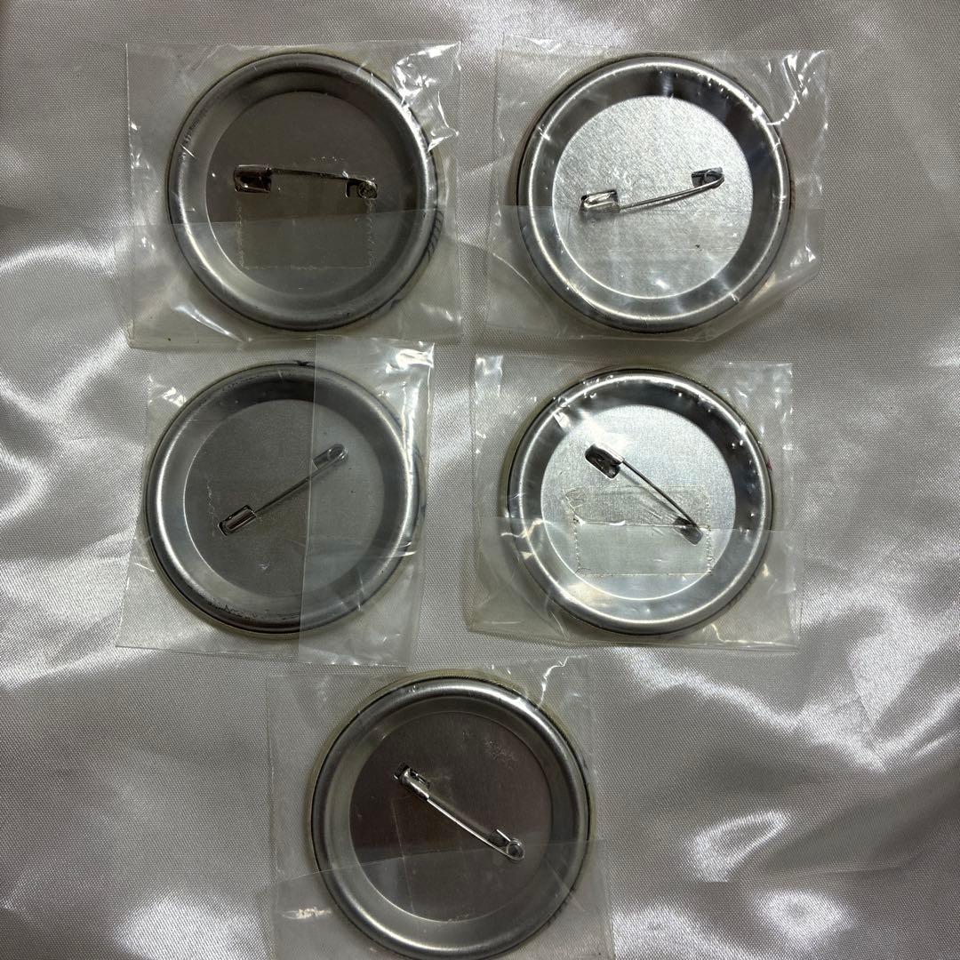 ヘタリア アニメガ チェンジング缶バッジ 日本だらけですよ