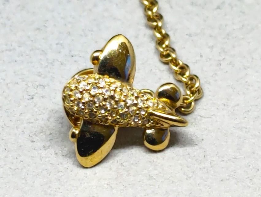 Burberrys　バーバリー　くま　ベア　飛行機　ピンバッジ　40371