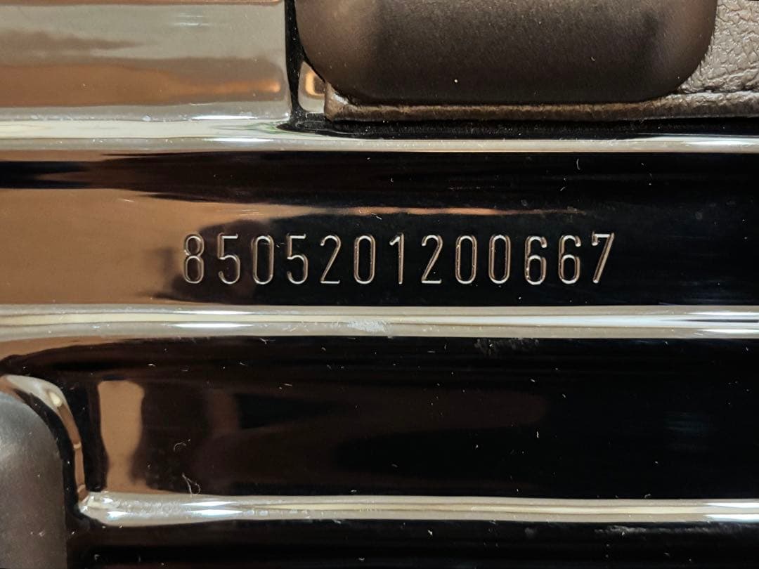 リモア サルサ 32リットル 2輪　日帰り〜1泊向けキャリーケース 中古品