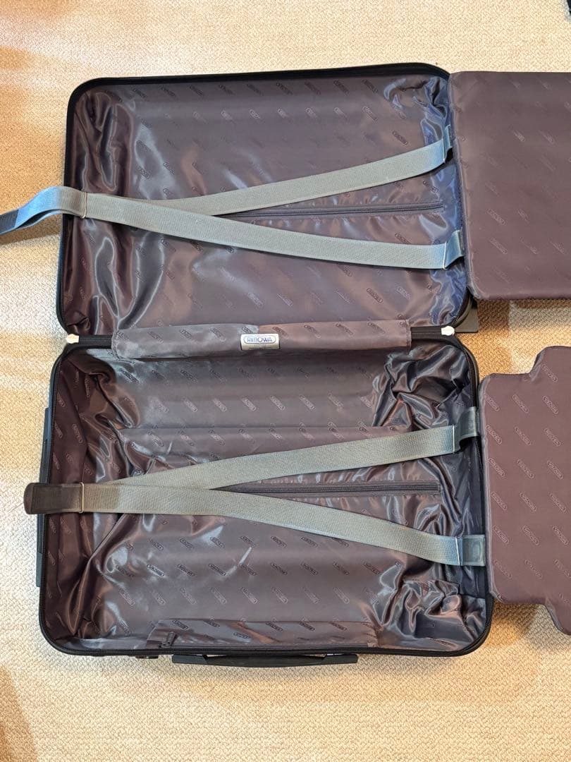 リモア サルサ 32リットル 2輪　日帰り〜1泊向けキャリーケース 中古品