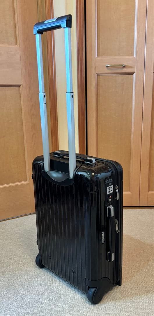 リモア サルサ 32リットル 2輪　日帰り〜1泊向けキャリーケース 中古品