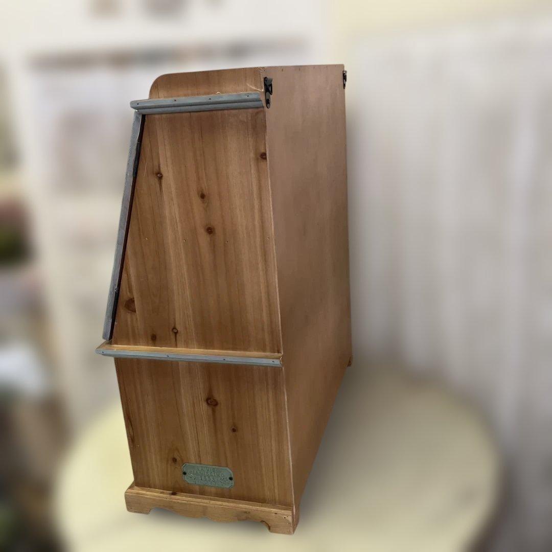 アンティークなガラス扉のキャビネット6ドロワー ミントグリーン木製キャビネット