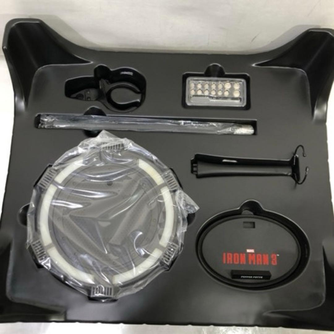 アイアンマン３ １／６スケールフィギュア　ペッパー・ポッツ＆アイアンマンマーク９