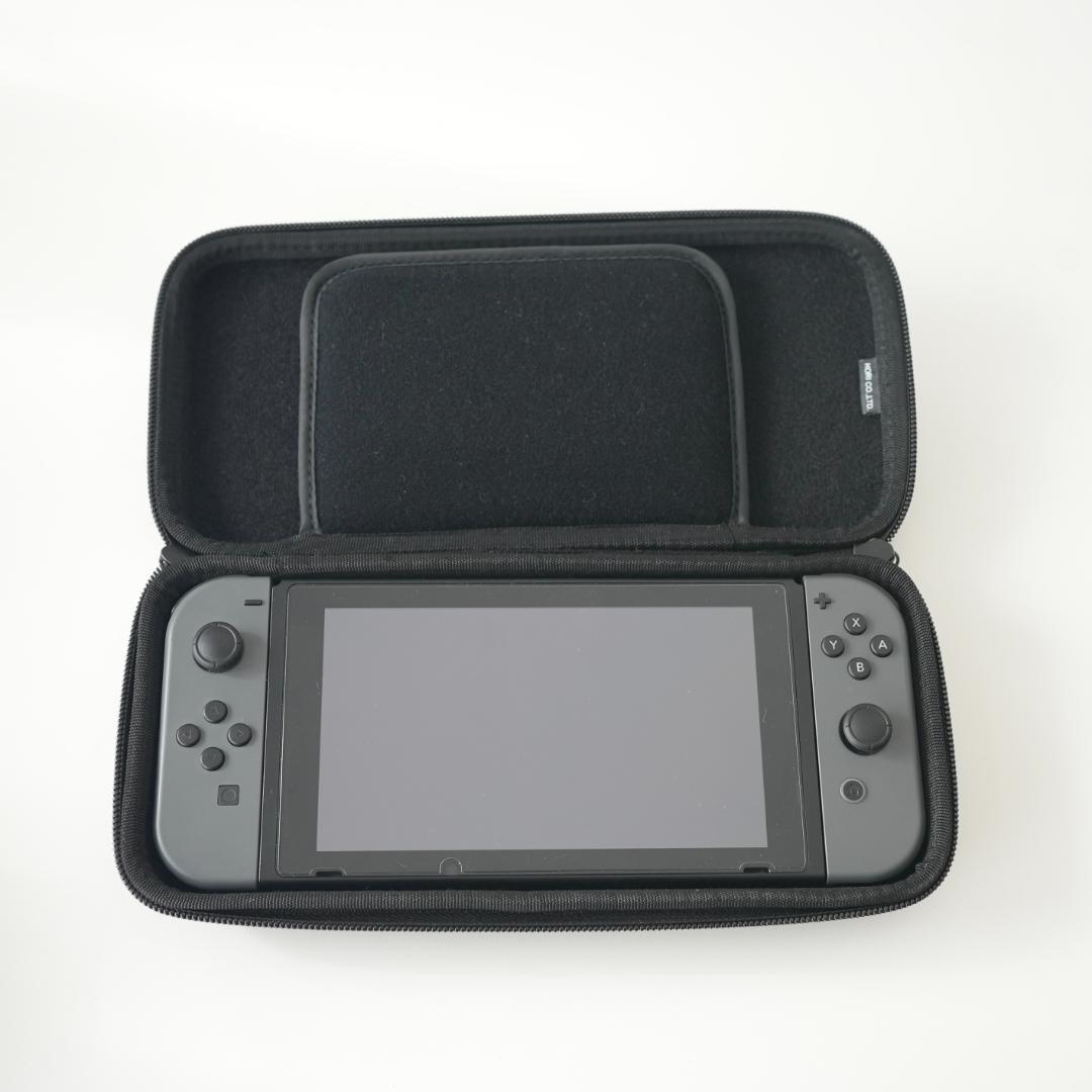Nintendo Switch 本体 ブラック　ポーチ付