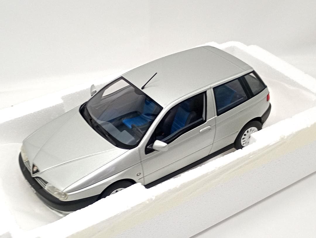 MITICA 1/18 アルファロメオ 145 1995 (シルバー)