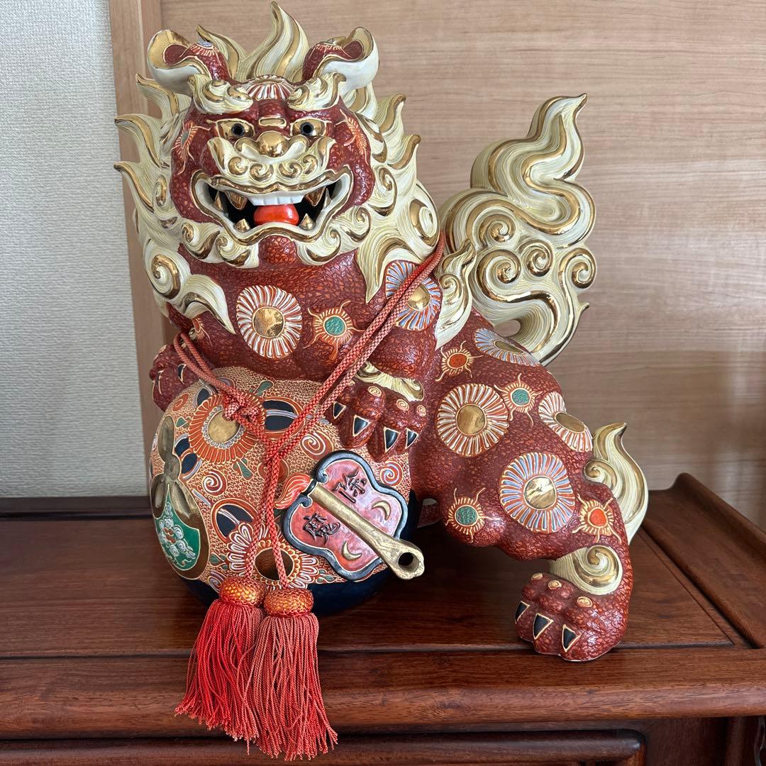 希少　九谷焼　金彩盛絵玉乗り獅子　風水　開運　特大陶器　置物　日本陶芸伝統品