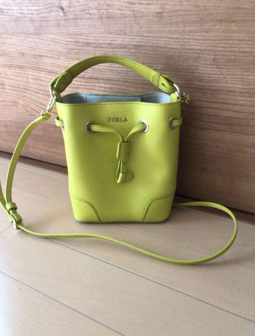 FURLA フルラ巾着 ショルダーハンドバック ショルダーバッグ ハンドバッグ