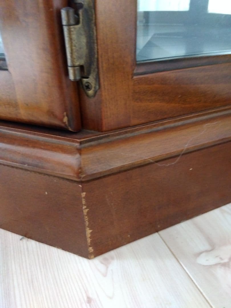 p*o様 karimoku カリモク キュリオケース コーナーキャビネット 飾り